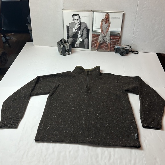 Woolrich 1/4 zip up pull over lambs wool sweater - Picture 1 of 10